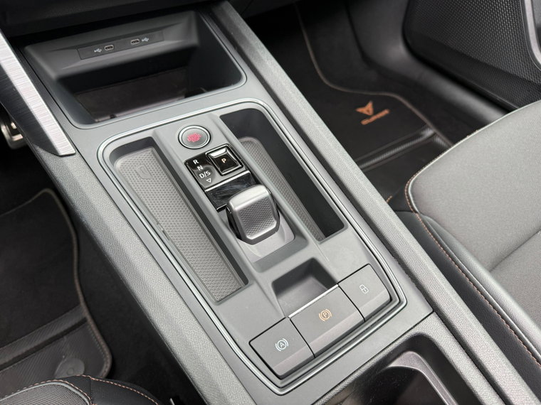 Vehicle Image 40