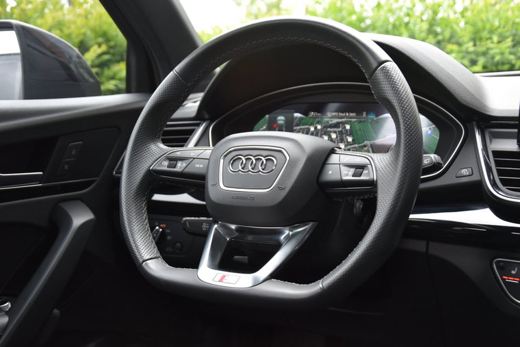 Vehicle Image 30