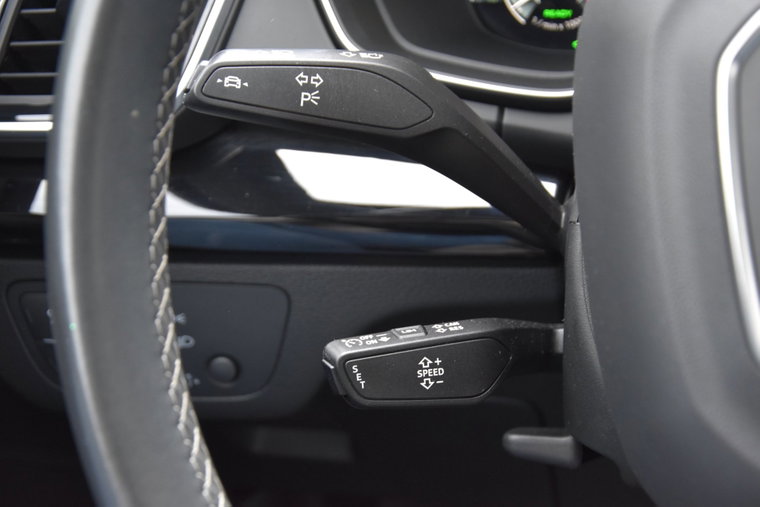 Vehicle Image 33