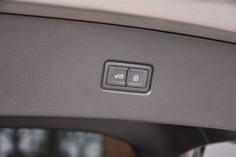 Vehicle Image 51