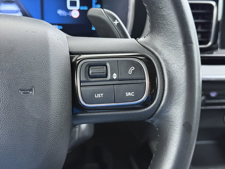Vehicle Image 28