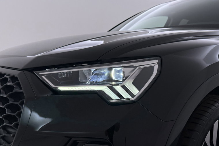Vehicle Image 37