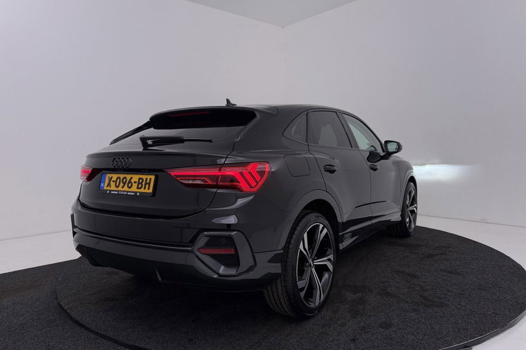 Vehicle Image 41