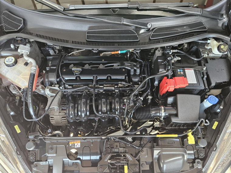 Vehicle Image 20