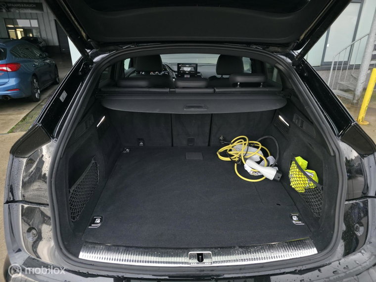 Vehicle Image 37