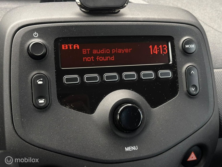 Vehicle Image 11