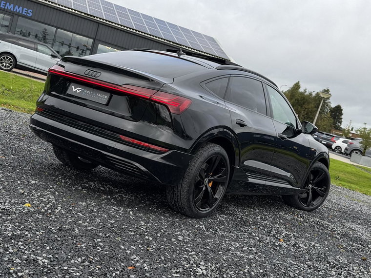 Vehicle Image 29
