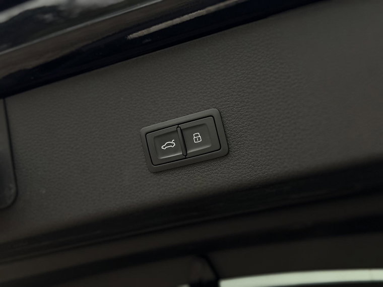 Vehicle Image 39