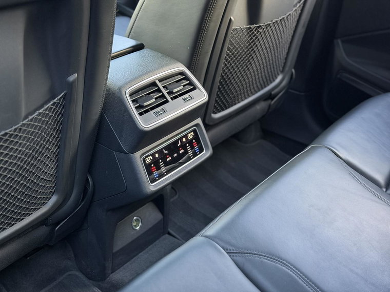 Vehicle Image 45