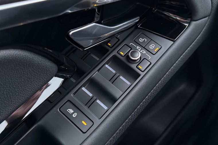 Vehicle Image 39
