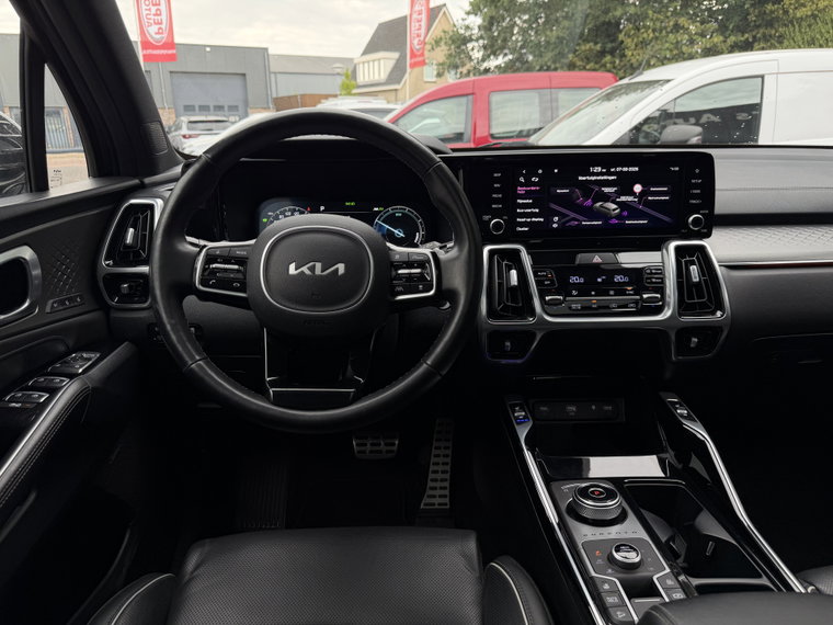 Vehicle Image 33