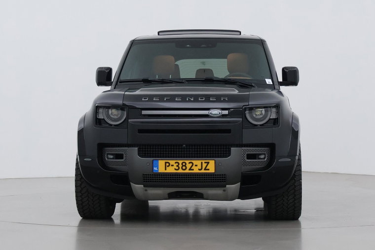 Vehicle Image 16