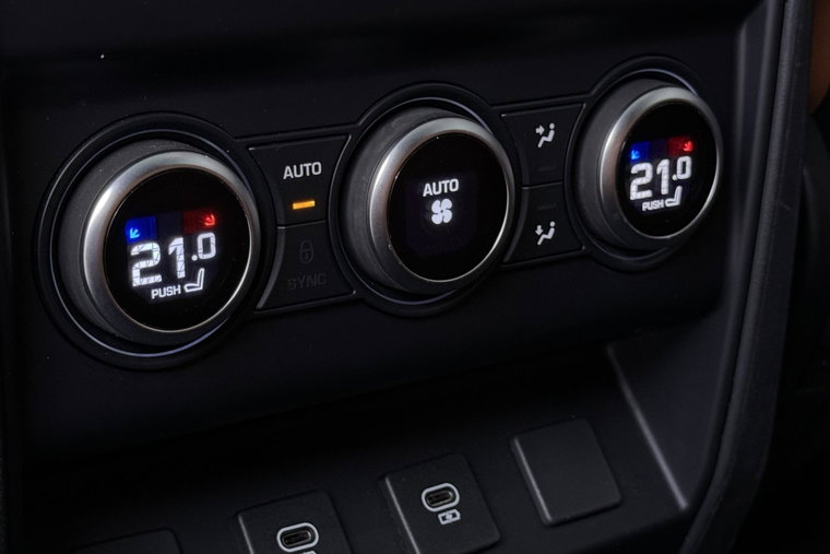 Vehicle Image 45