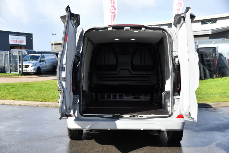Vehicle Image 37