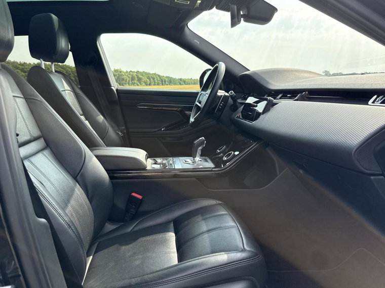 Vehicle Image 38