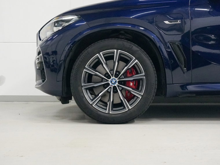 Vehicle Image 37