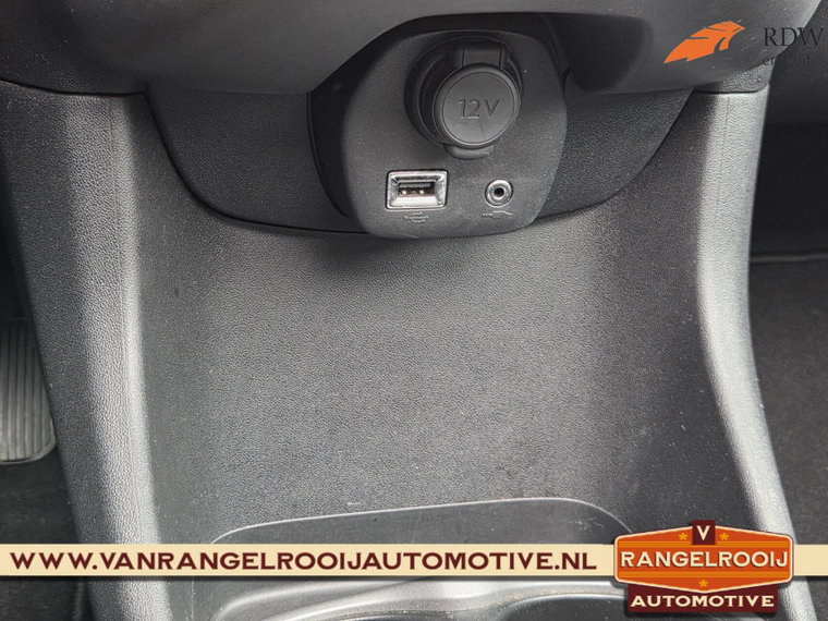 Vehicle Image 38
