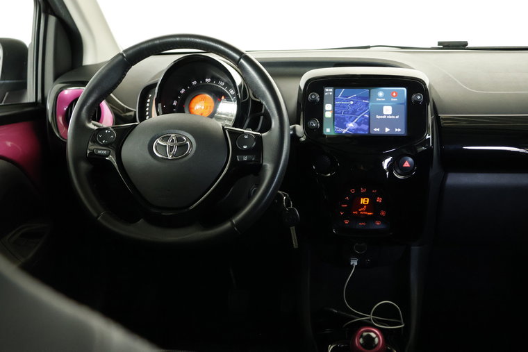 Vehicle Image 14