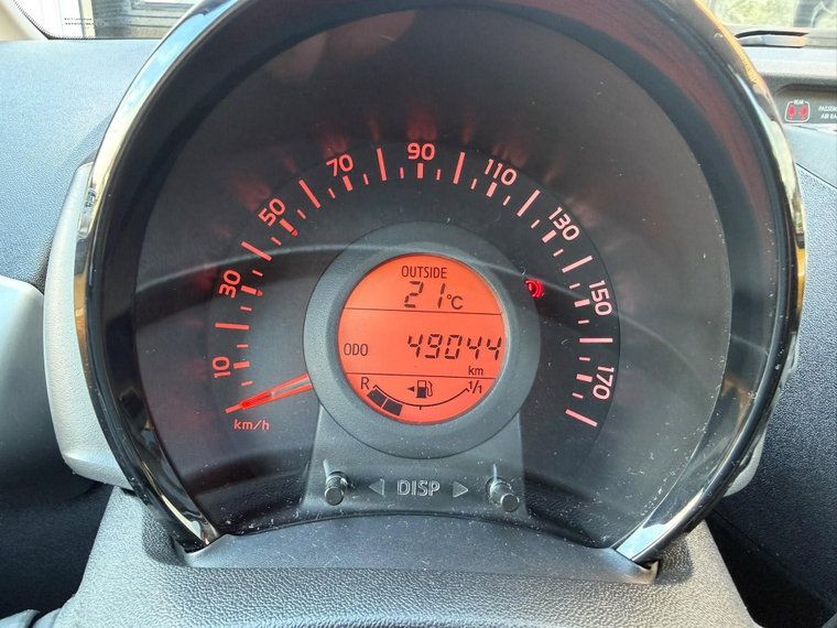 Vehicle Image 37