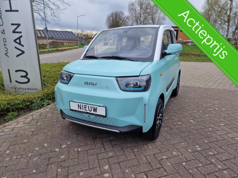 Vehicle Image 28
