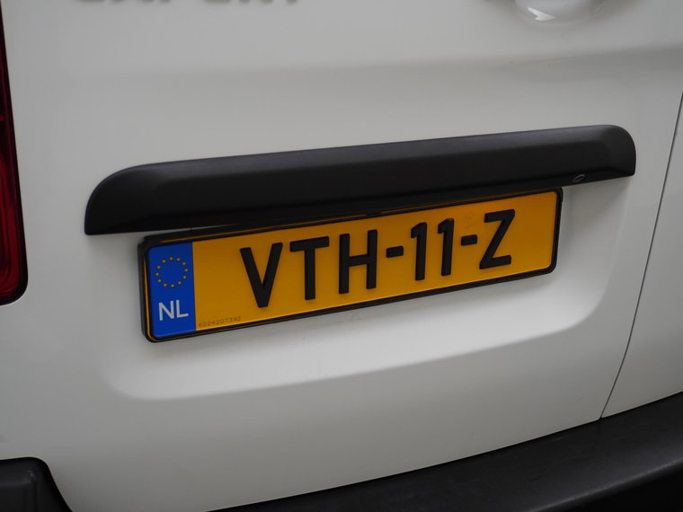 Vehicle Image 27