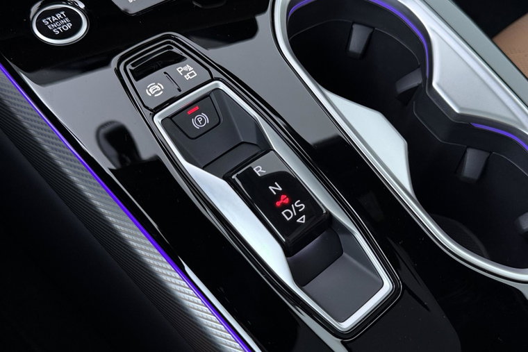 Vehicle Image 41