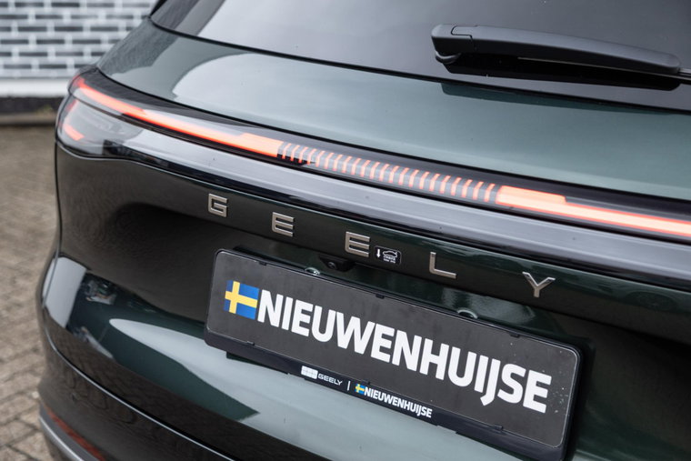 Vehicle Image 36