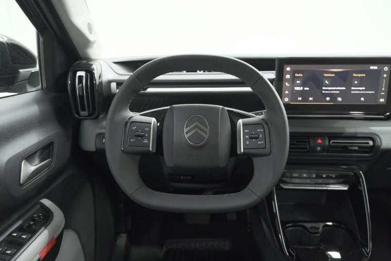 Vehicle Image 27