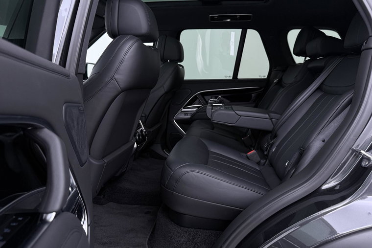 Vehicle Image 45