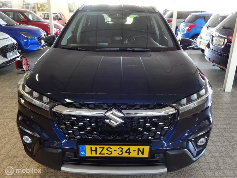 Vehicle Image 7
