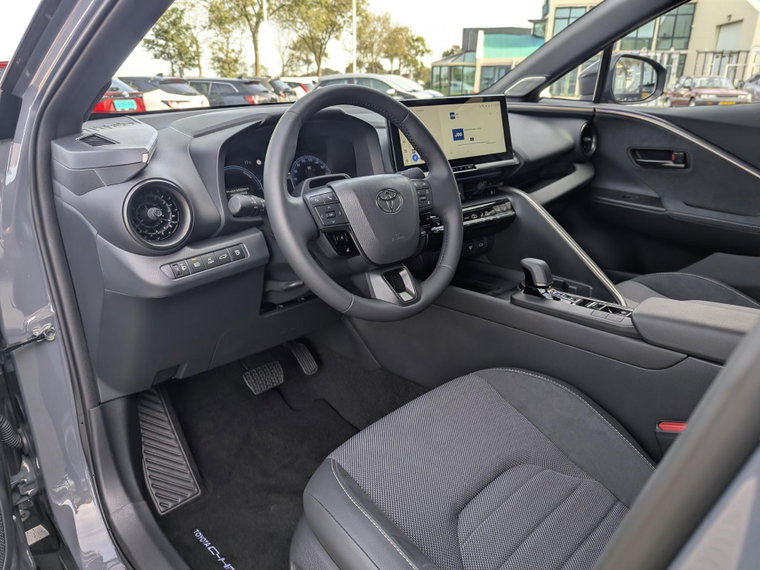 Vehicle Image 26