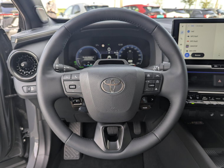 Vehicle Image 31