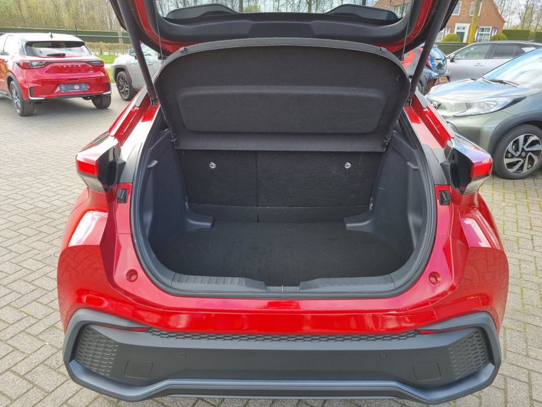 Vehicle Image 32