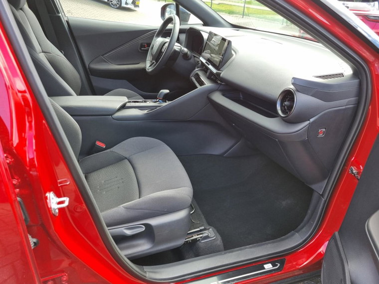 Vehicle Image 35