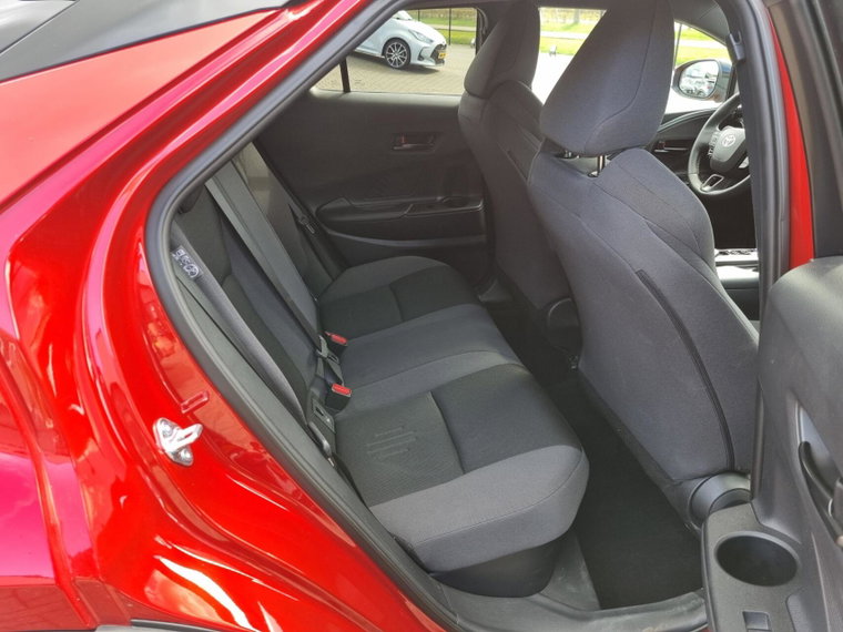 Vehicle Image 36