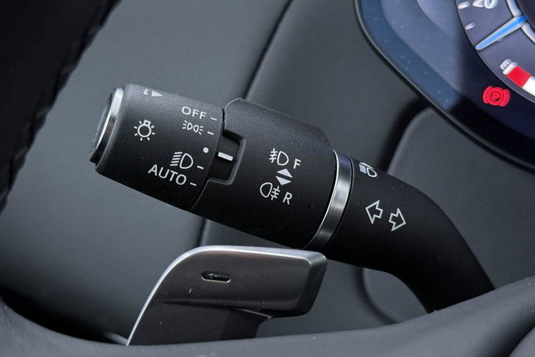 Vehicle Image 40