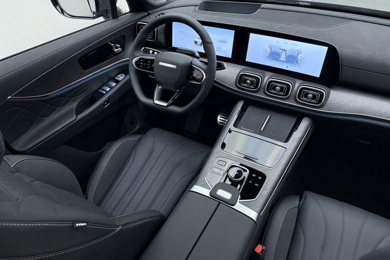 Vehicle Image 21