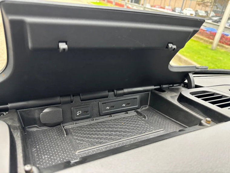 Vehicle Image 21