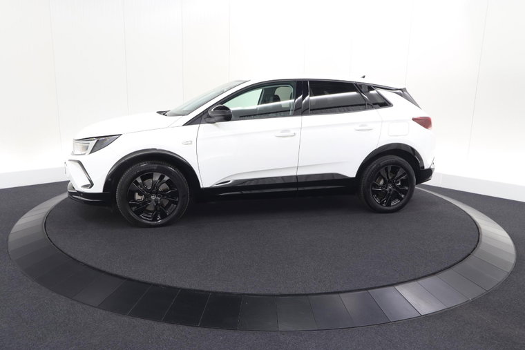 Vehicle Image 35