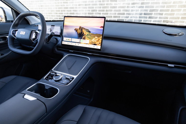 Vehicle Image 8