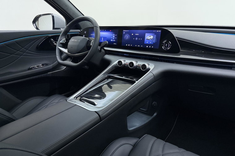 Vehicle Image 19