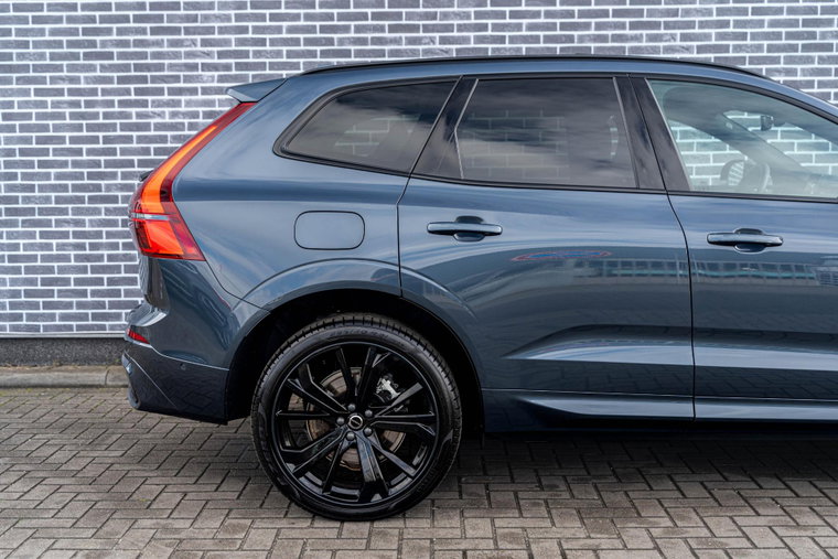 Vehicle Image 45