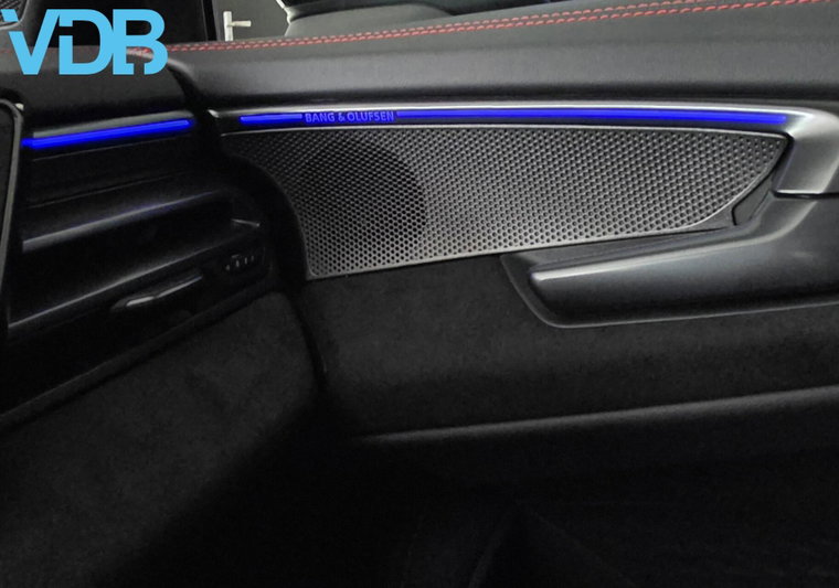 Vehicle Image 36