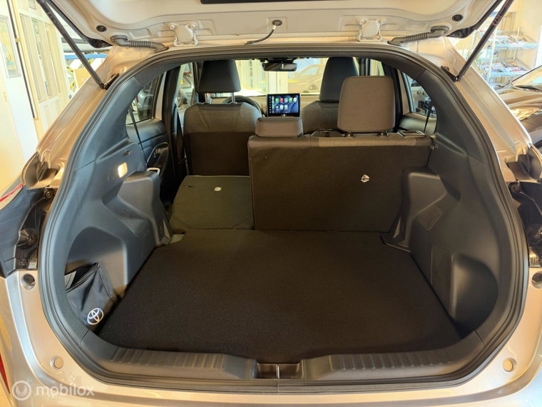 Vehicle Image 31