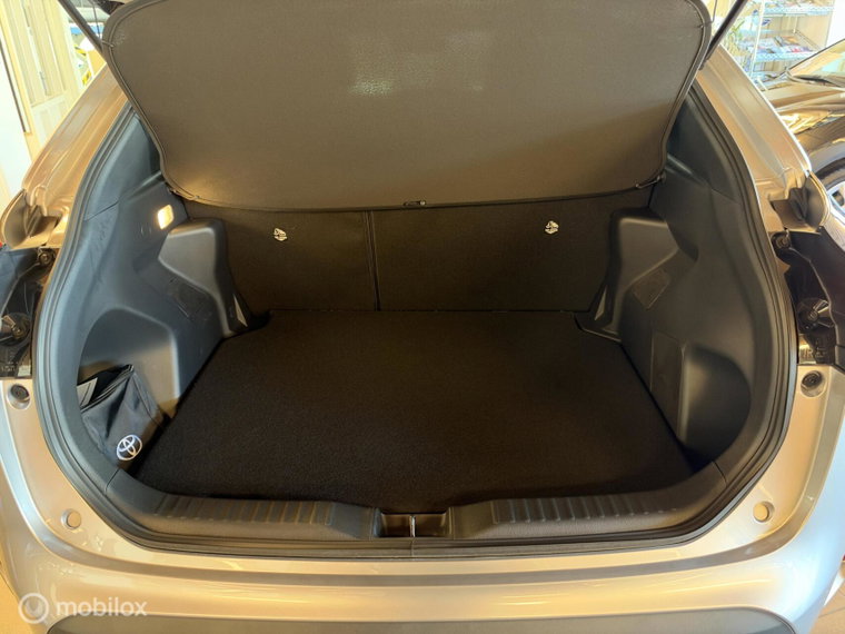 Vehicle Image 33