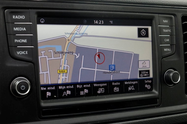 Vehicle Image 21