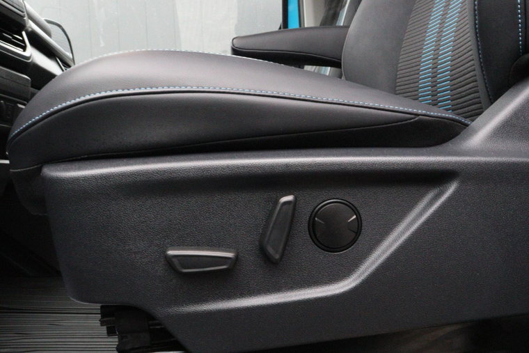 Vehicle Image 31