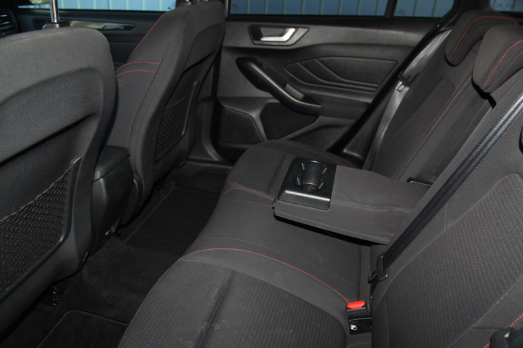 Vehicle Image 37
