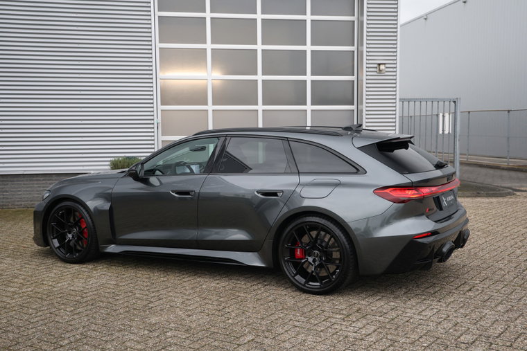 Vehicle Image 37