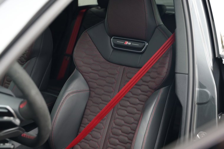 Vehicle Image 40